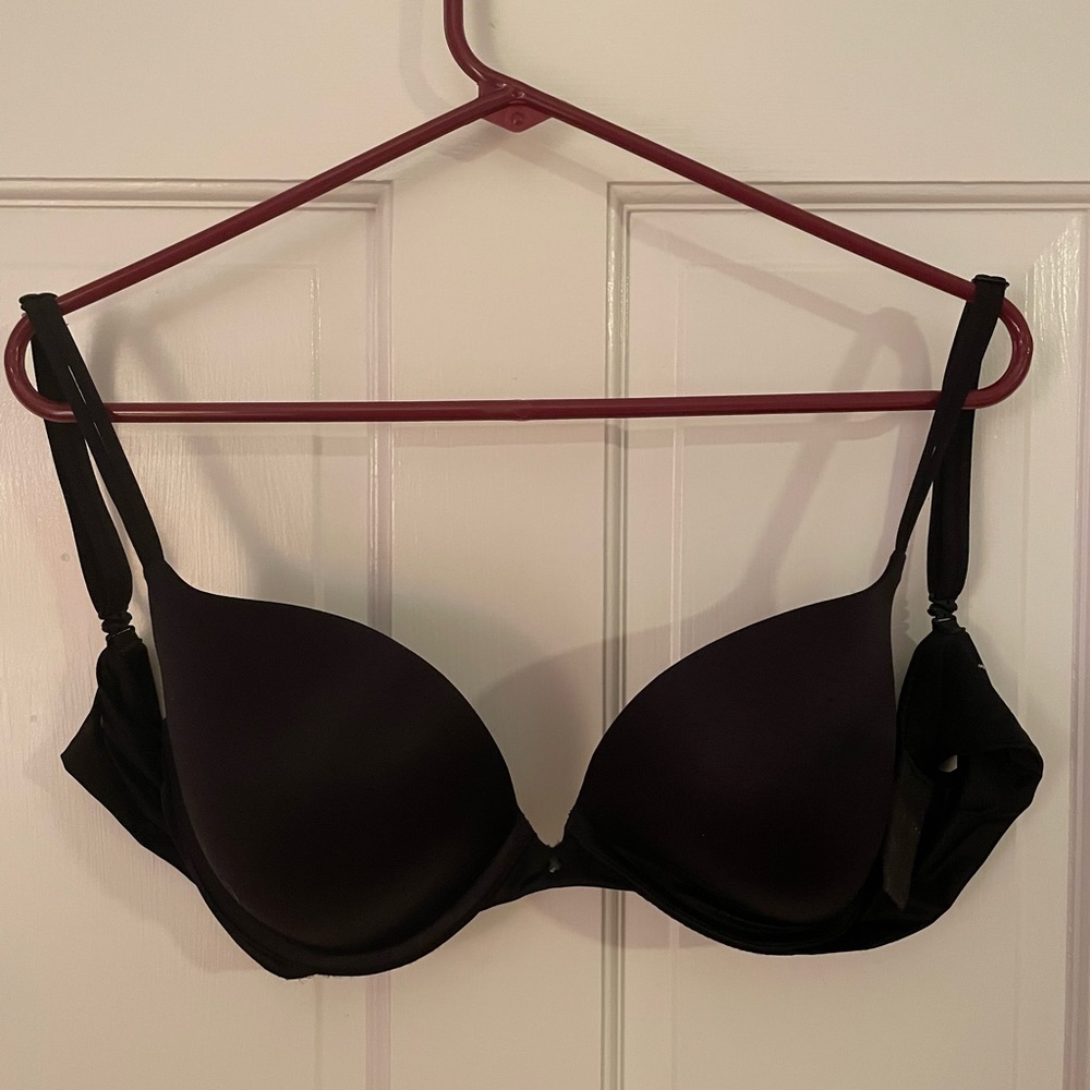 Victoria’s Secret Very Sexy Push Up Bra - 36 D